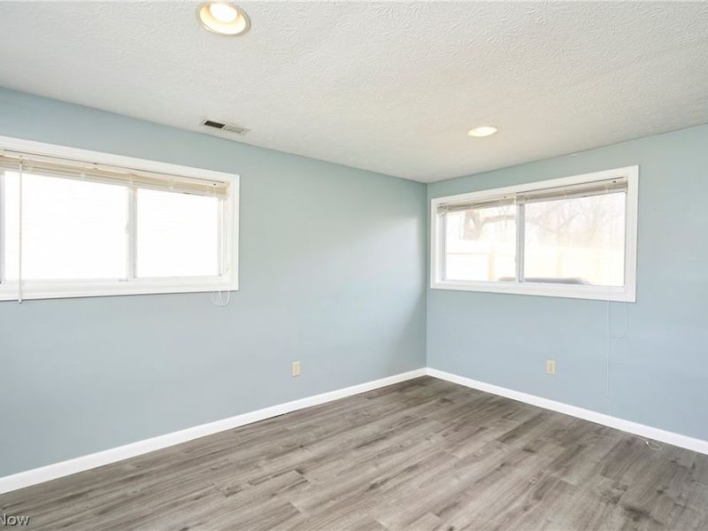 1011 Cooper Drive, Cuyahoga Falls, OH 44221 Photo 7