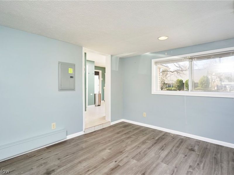 1011 Cooper Drive, Cuyahoga Falls, OH 44221 Photo 8