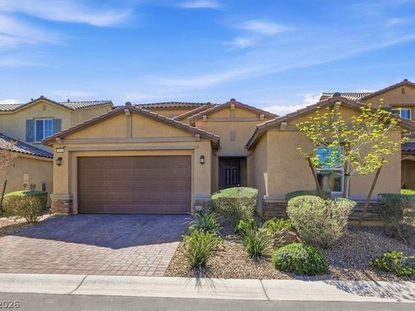 3935 Henny Avenue, Las Vegas, NV 89141