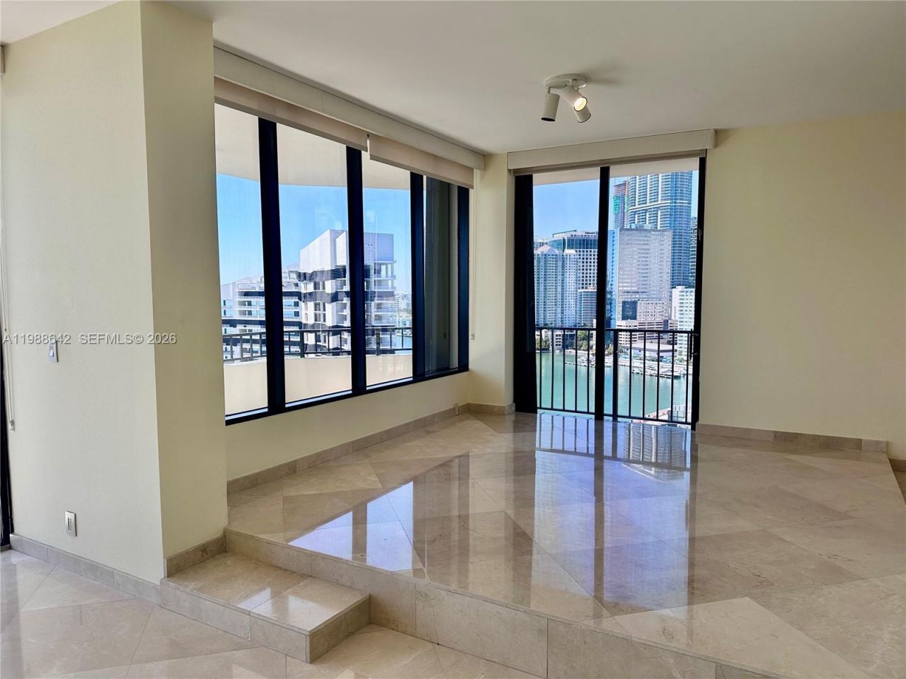 520 Brickell Key Dr, Unit A2015, Miami, FL 33131 Photo