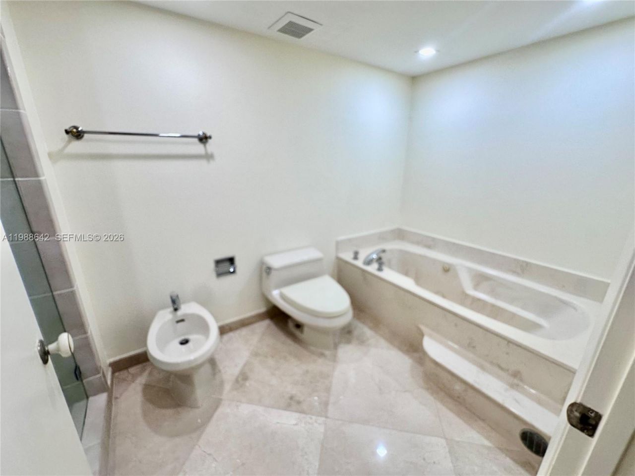 520 Brickell Key Dr, Unit A2015, Miami, FL 33131 Photo
