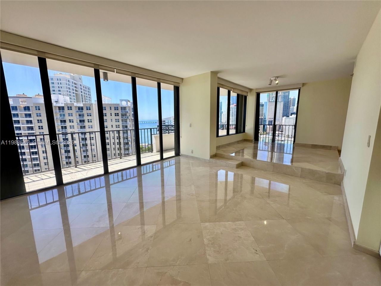 520 Brickell Key Dr, Unit A2015, Miami, FL 33131 Photo