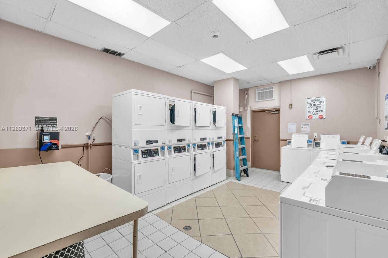 1825 S Ocean Dr , Unit 407, Hallandale Beach, FL 33009 Photo