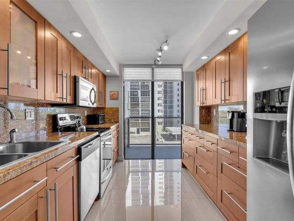 18151 NE 31st Ct , Unit 602, Aventura, FL 33160