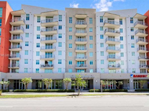 7661 NW 107th Ave, Unit 501, Doral, FL 33178