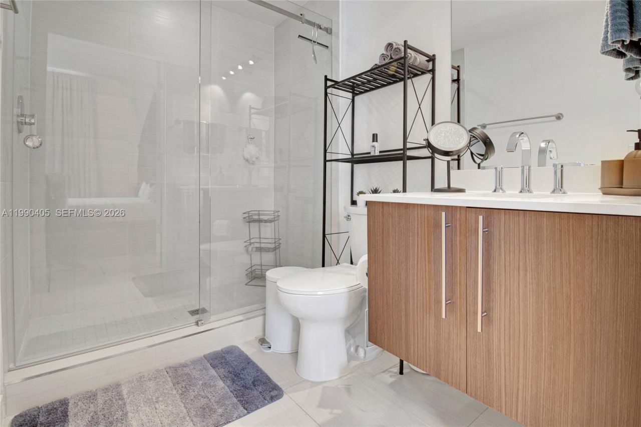 7661 NW 107th Ave , Unit 501, Doral, FL 33178 Photo