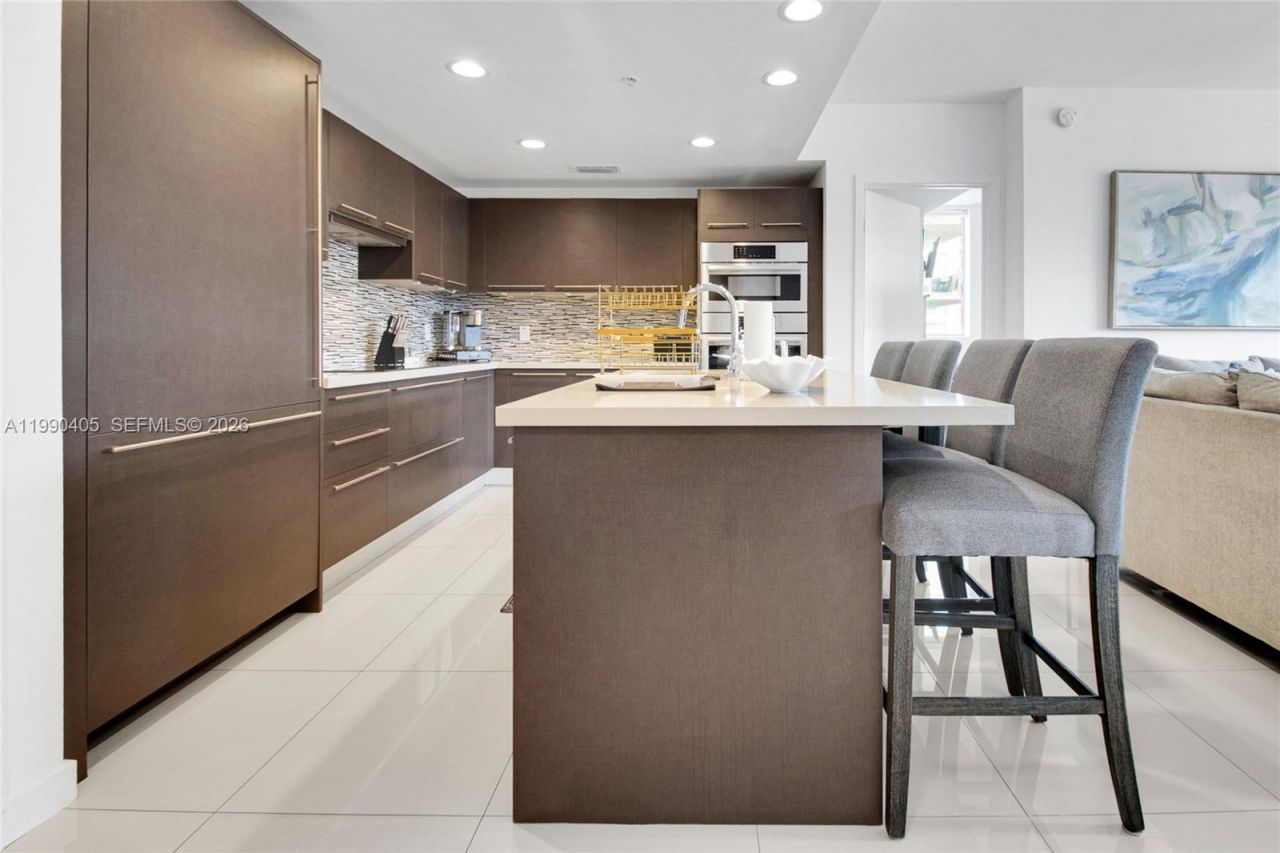 7661 NW 107th Ave , Unit 501, Doral, FL 33178 Photo