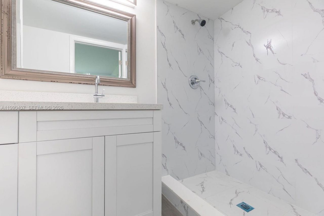 10330 NW 8th St, Unit 104, Pembroke Pines, FL 33026 Photo