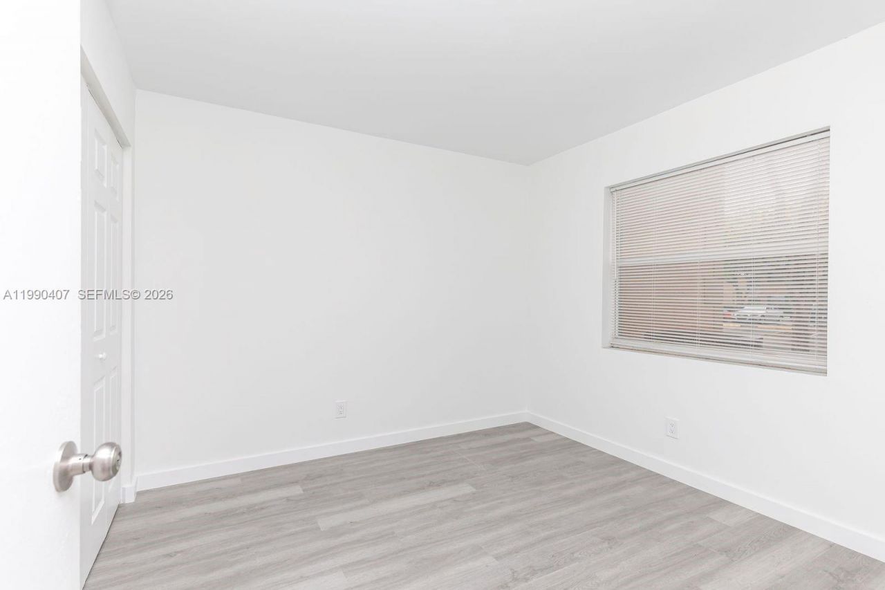 10330 NW 8th St, Unit 104, Pembroke Pines, FL 33026 Photo