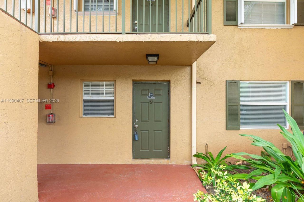 10330 NW 8th St, Unit 104, Pembroke Pines, FL 33026 Photo