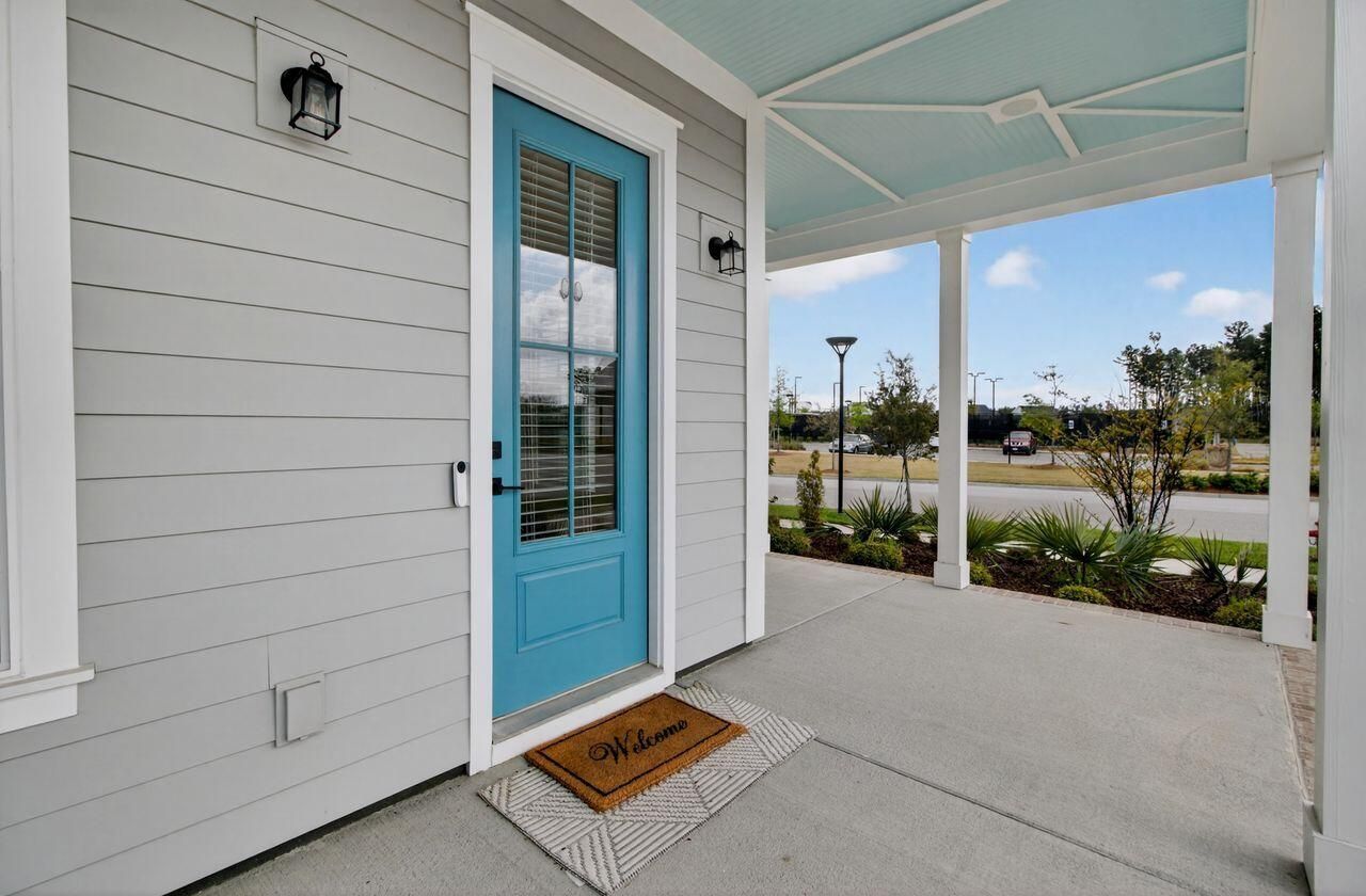 200 Symphony Avenue Photo 5