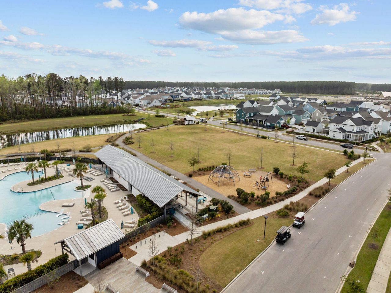 200 Symphony Avenue Photo 57