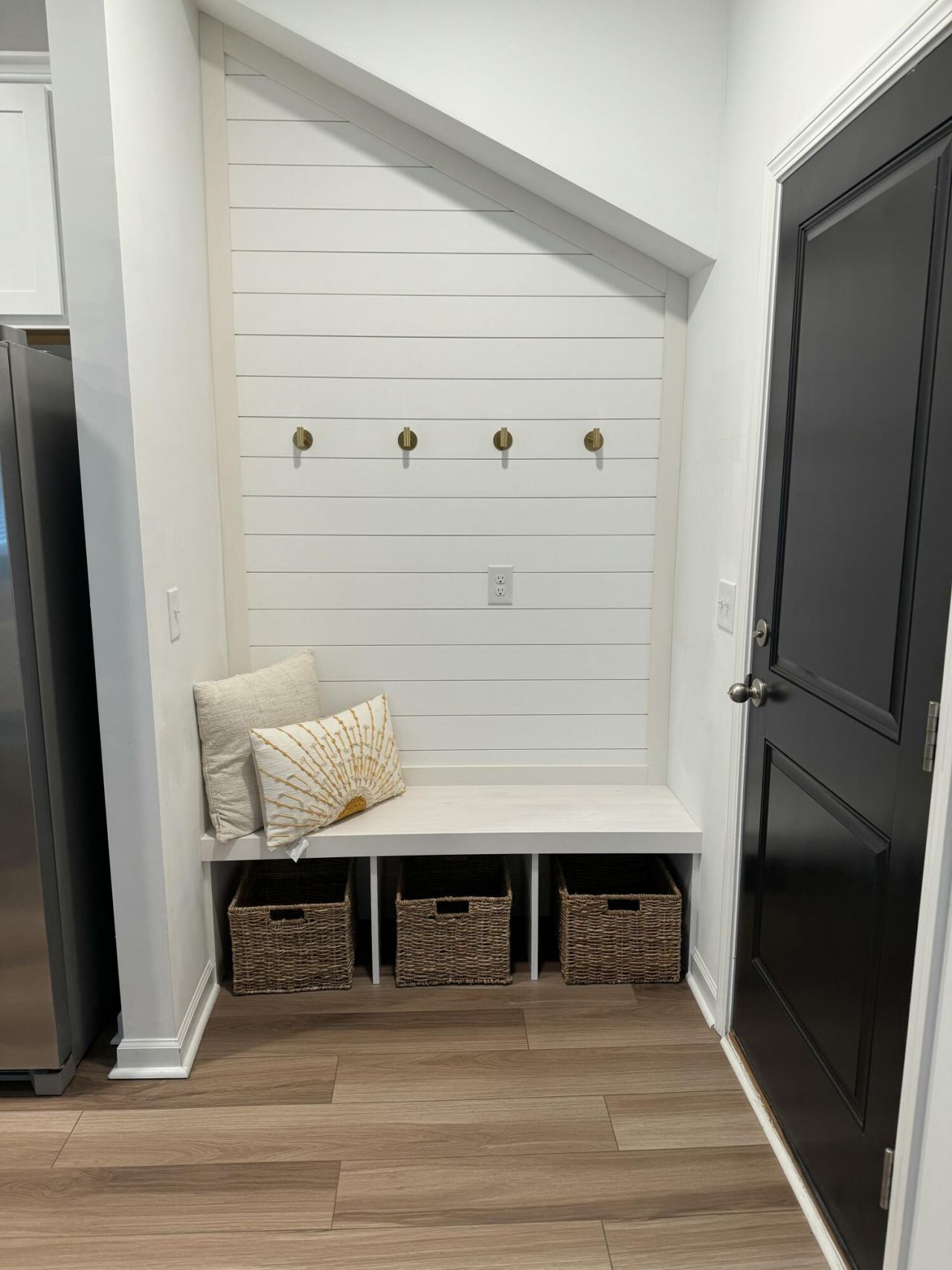 200 Symphony Avenue Photo 58