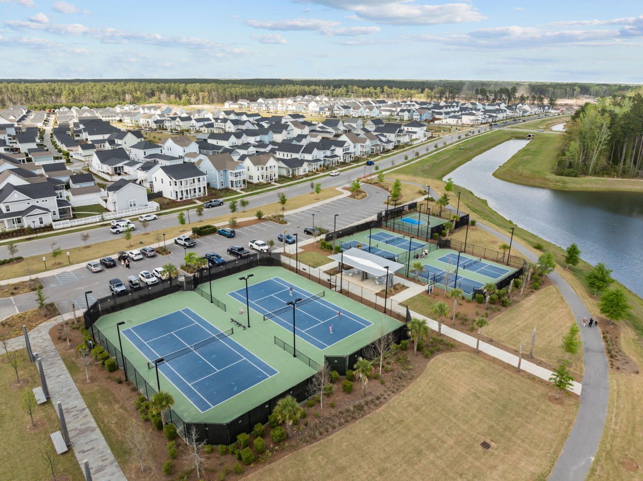 200 Symphony Avenue Photo 59