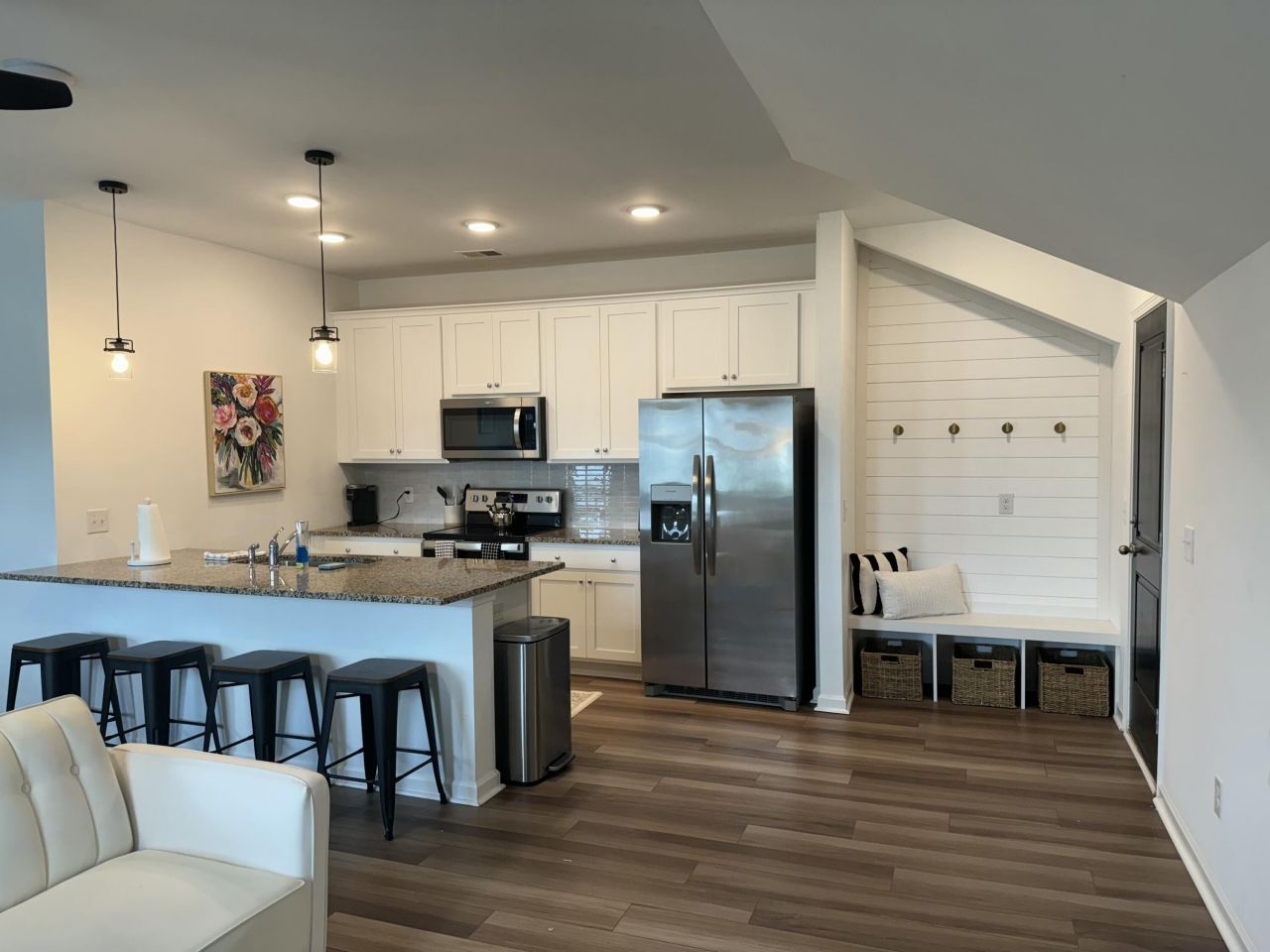 200 Symphony Avenue Photo 60