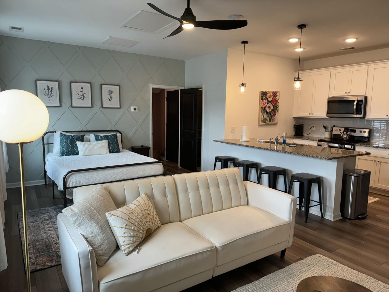 200 Symphony Avenue Photo 61