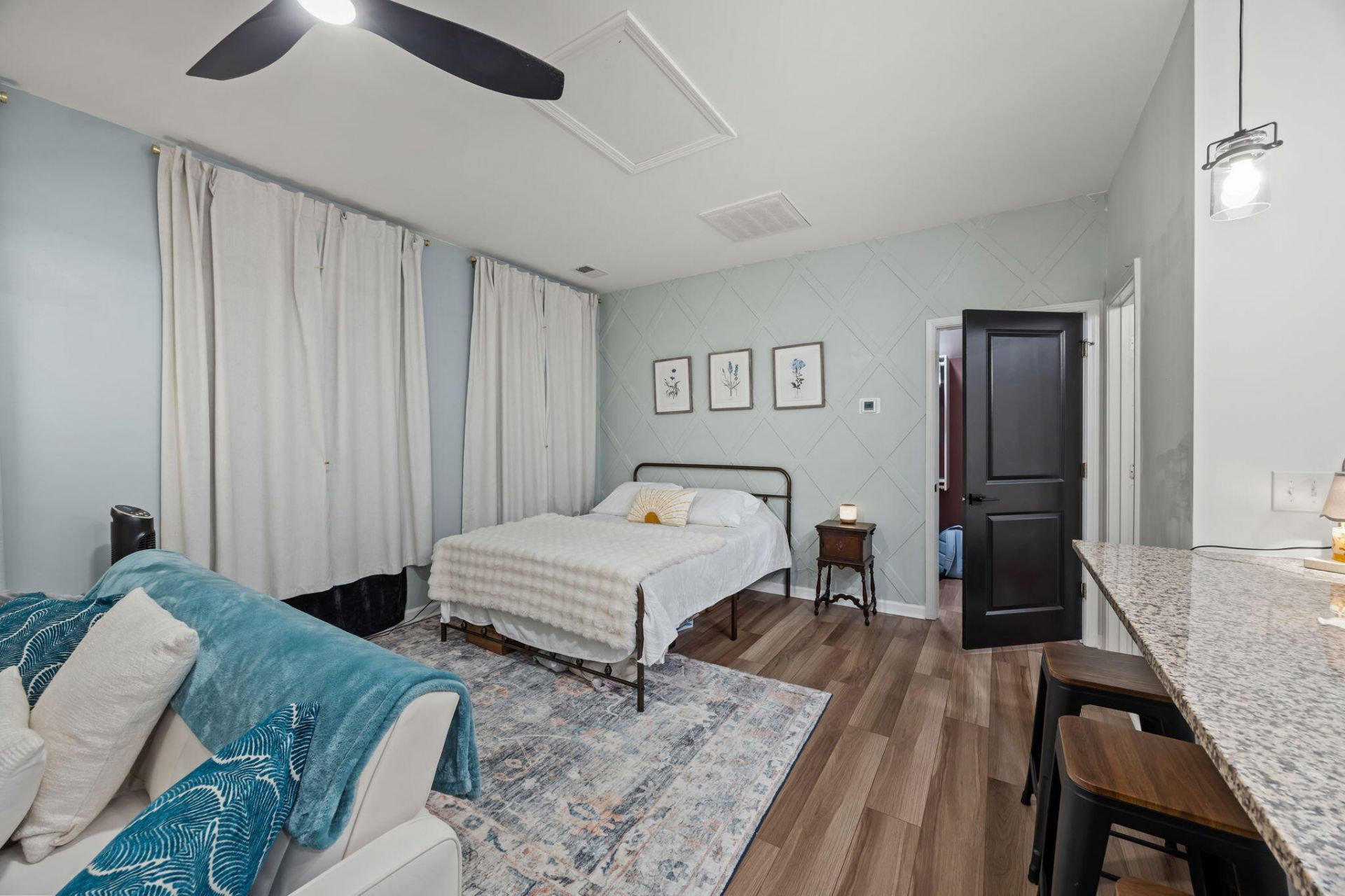 200 Symphony Avenue Photo 62