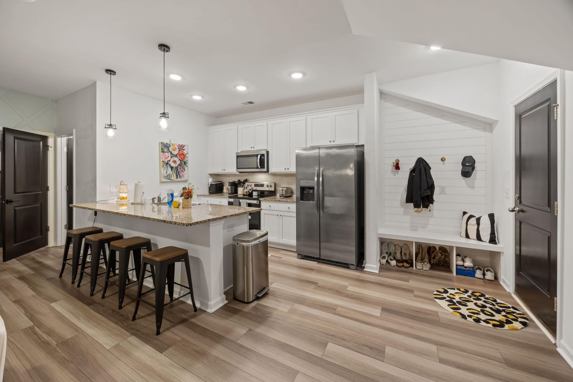 200 Symphony Avenue Photo 63