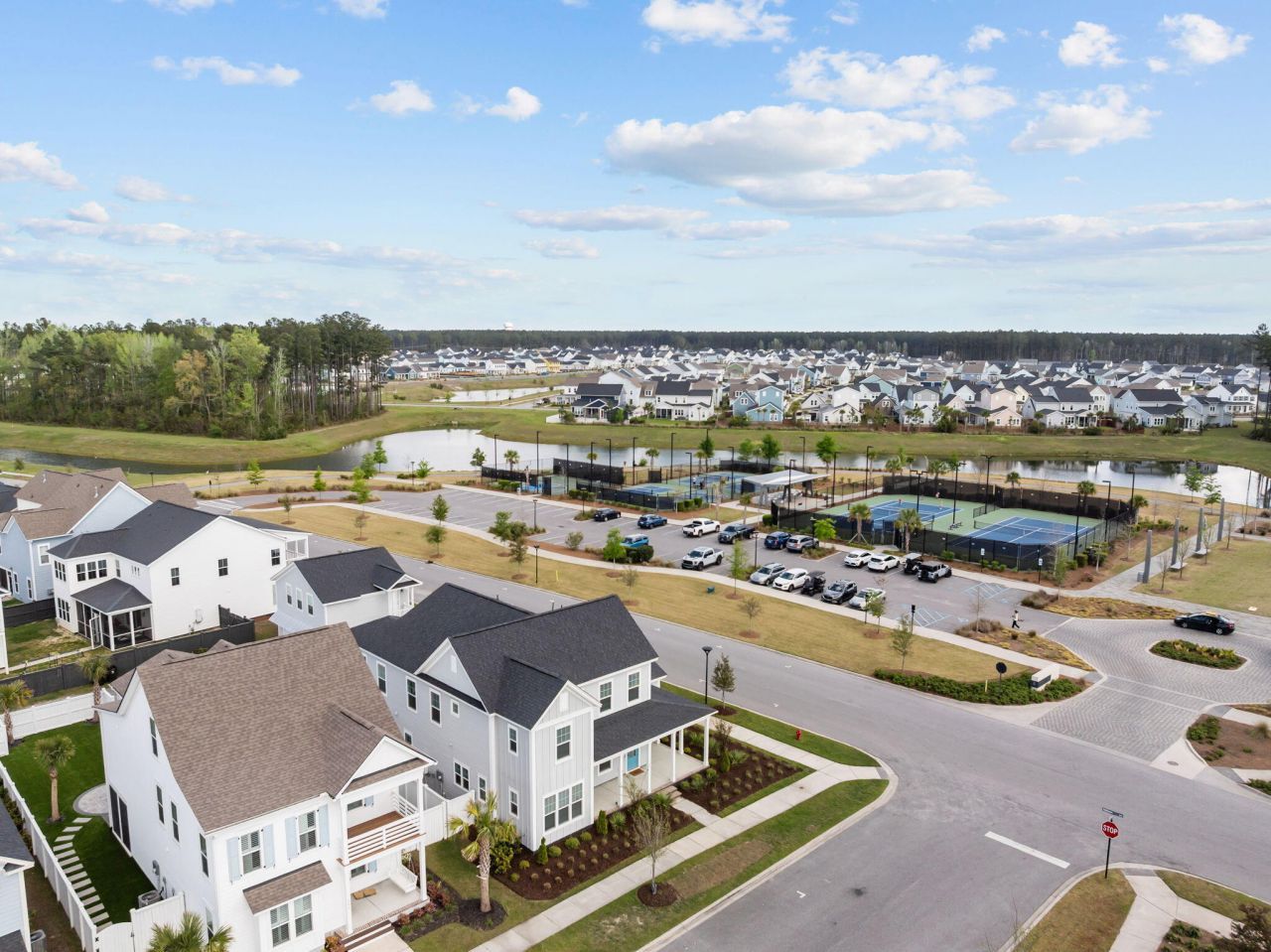 200 Symphony Avenue Photo 73