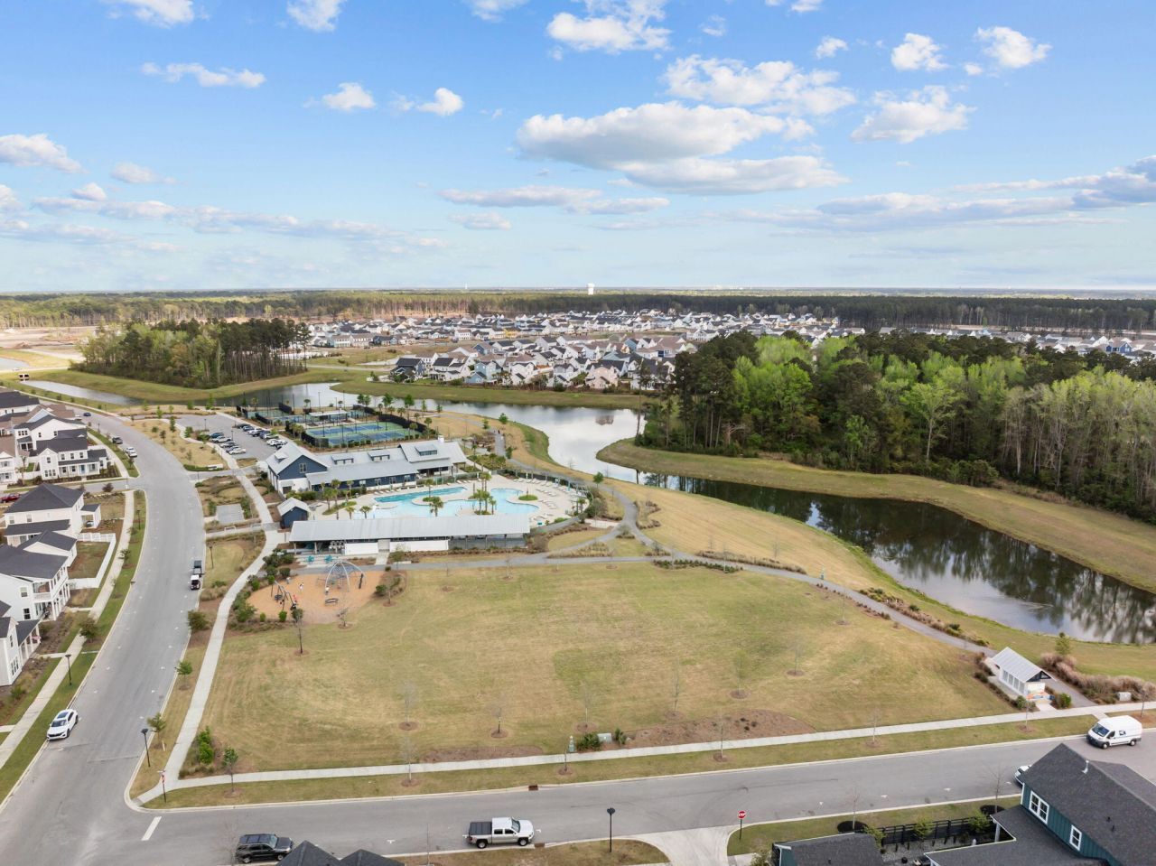 200 Symphony Avenue Photo 75