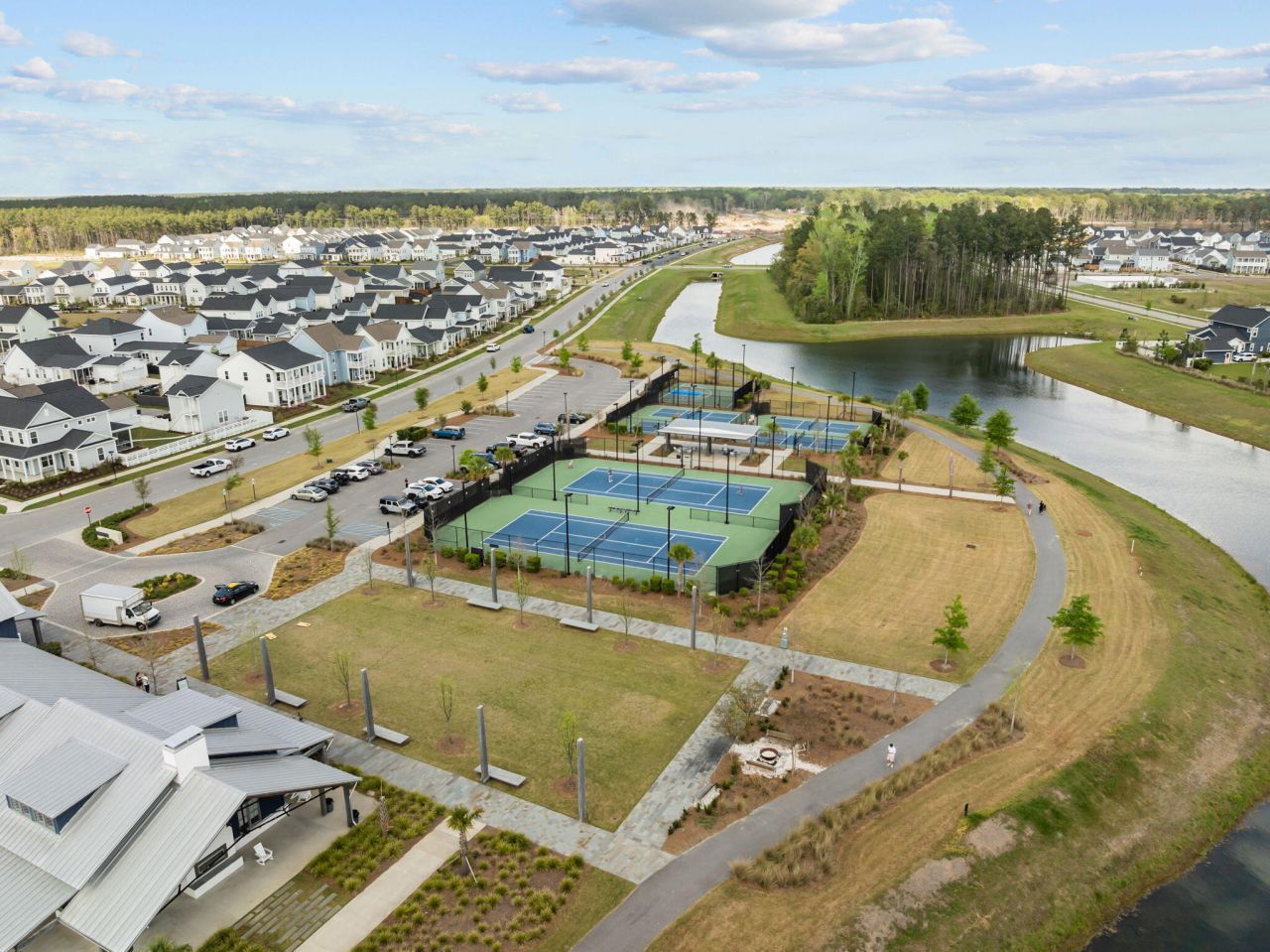 200 Symphony Avenue Photo 77