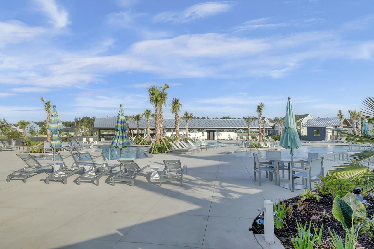 200 Symphony Avenue Photo 84