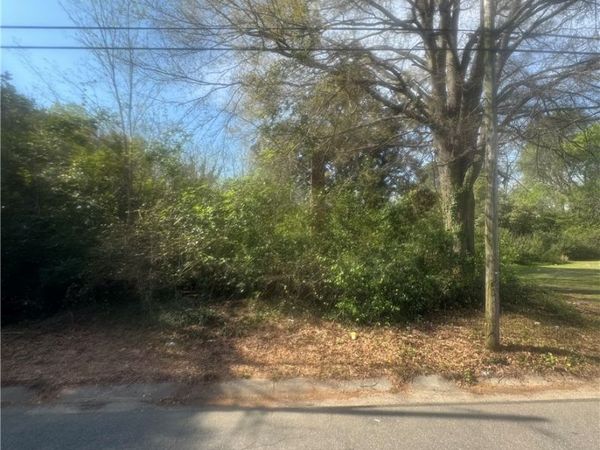 228 Gulf Street, Laurinburg, NC 28352