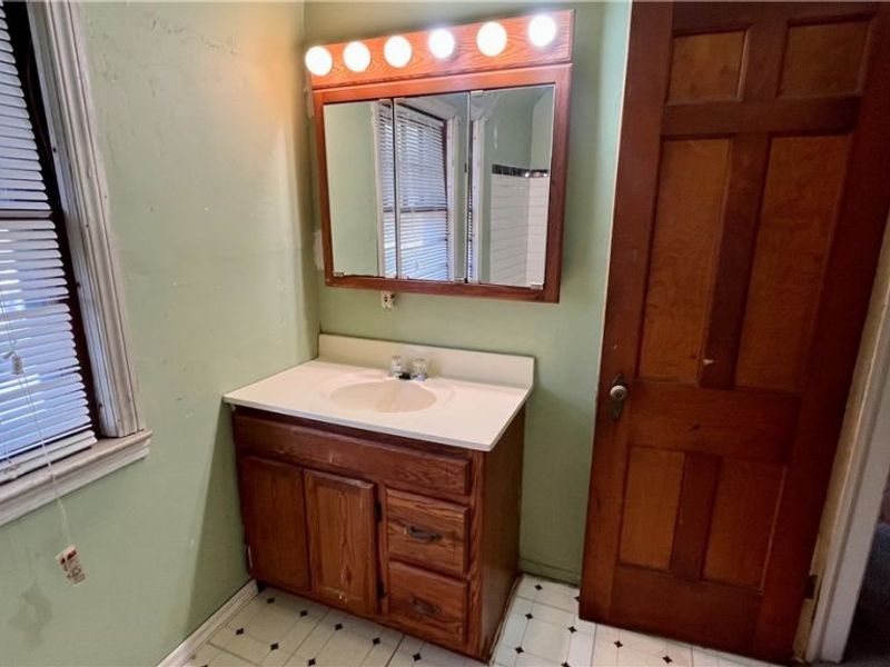 3965 Monticello Boulevard, Cleveland Heights, OH 44121 Photo 23