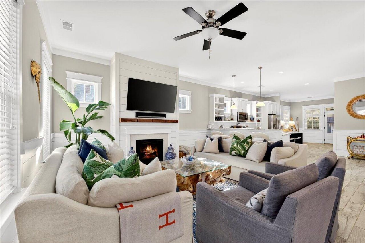 1149 Wexford Park Photo 4