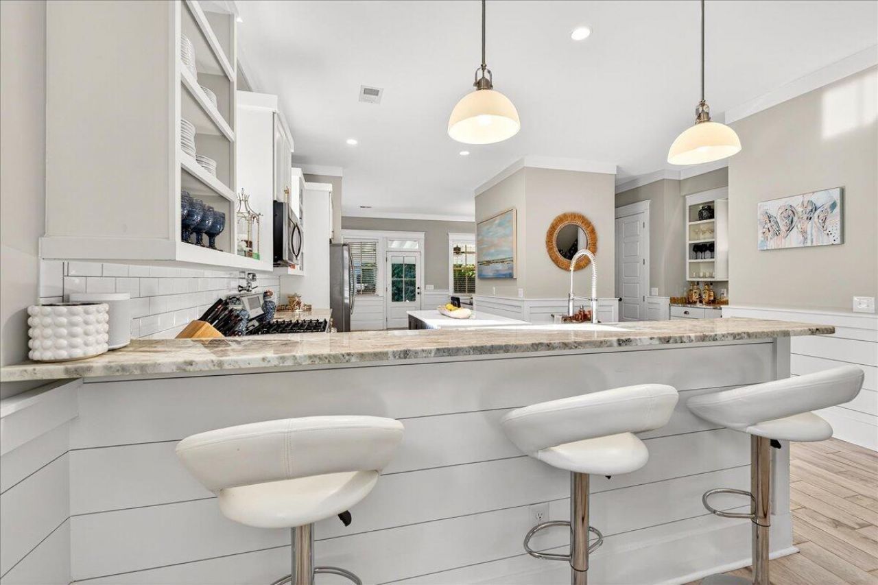 1149 Wexford Park Photo 8