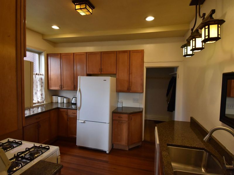 1815 Franklin Park, Unit S, Columbus, OH 43205 Photo 10