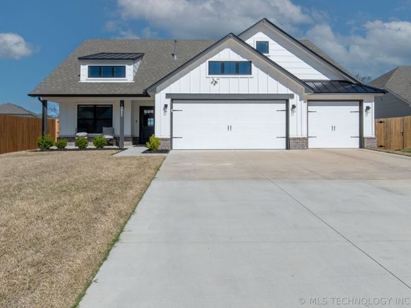 13411 S 95th East Avenue , Bixby, OK 74008