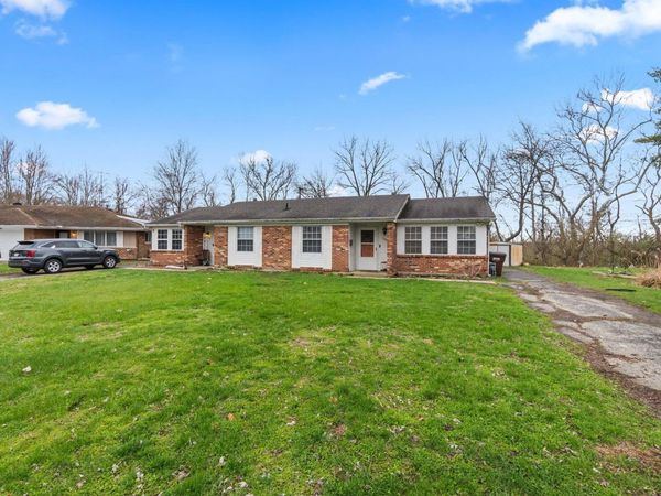 1108-1110 Cambridge Court, New Carlisle, OH 45344