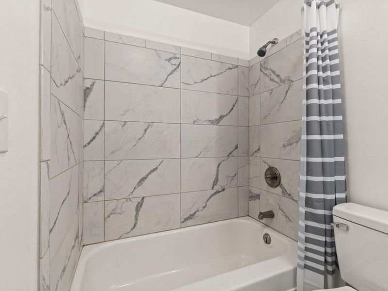 1108-1110 Cambridge Court, New Carlisle, OH 45344 Photo 25