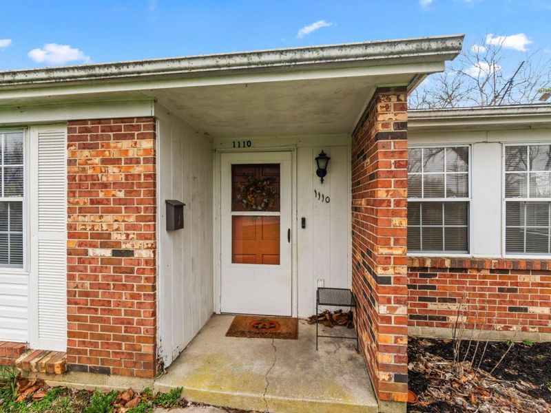 1108-1110 Cambridge Court, New Carlisle, OH 45344 Photo 5