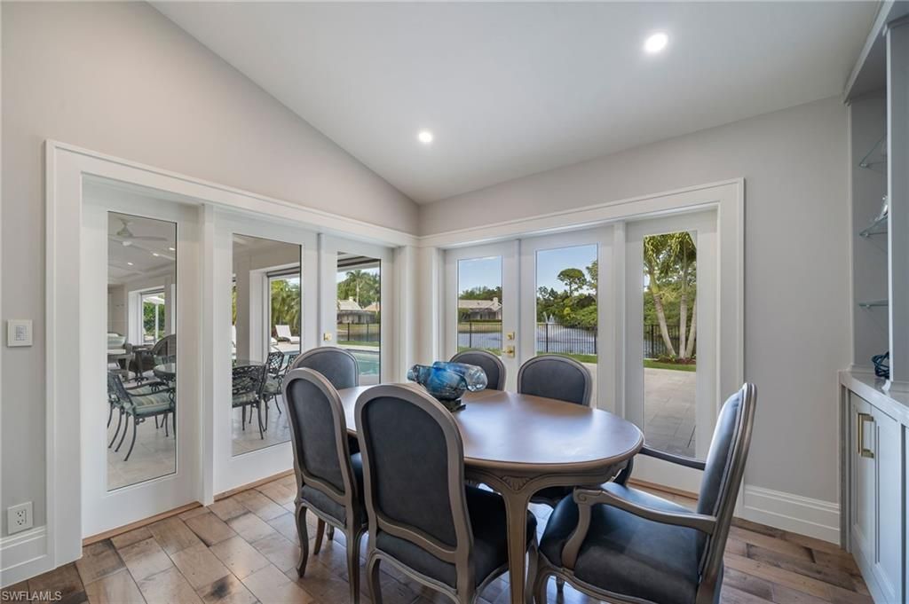 805 Lake Vista Ct, Naples, FL 34108 Photo