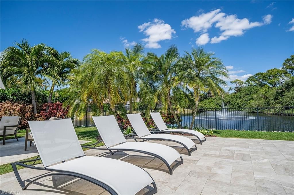 805 Lake Vista Ct, Naples, FL 34108 Photo