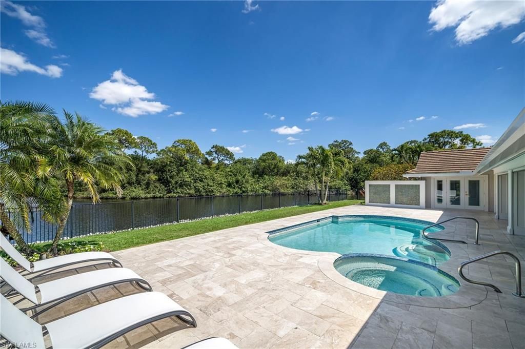 805 Lake Vista Ct, Naples, FL 34108 Photo
