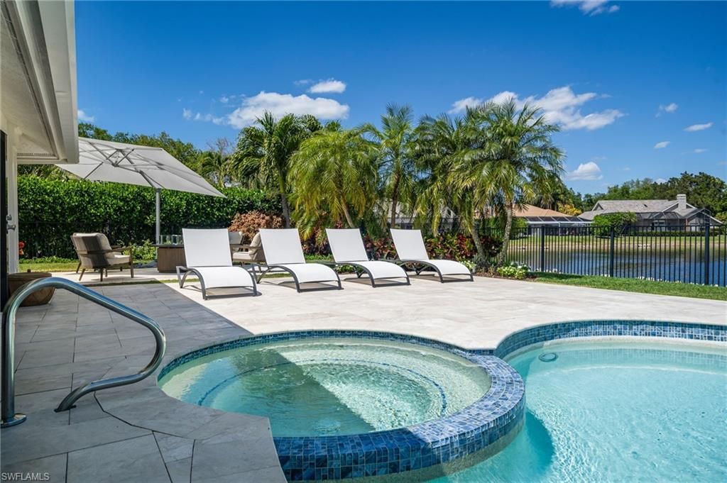 805 Lake Vista Ct, Naples, FL 34108 Photo