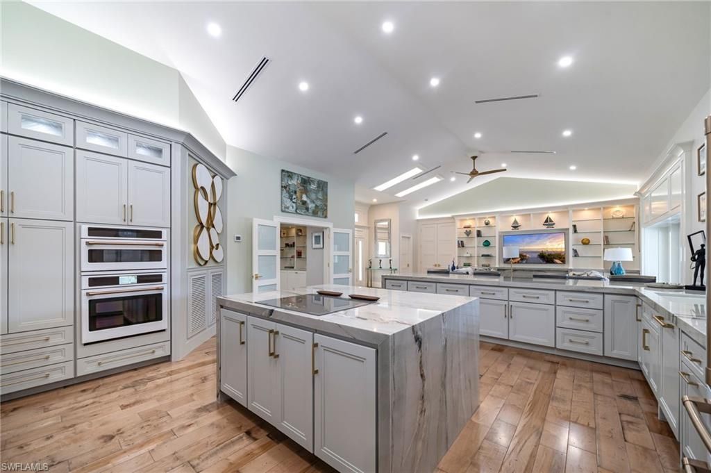 805 Lake Vista Ct, Naples, FL 34108 Photo