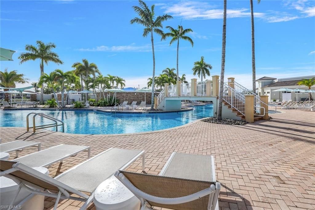8835 Nautical Landing Cir, Unit 201, Naples, FL 34120 Photo