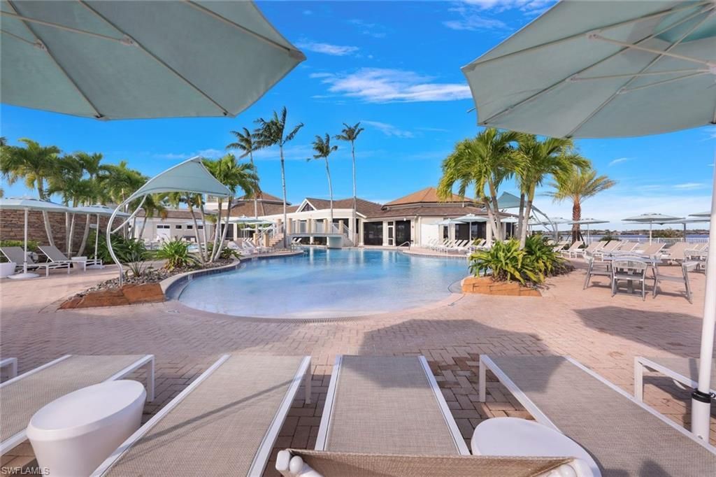 8835 Nautical Landing Cir, Unit 201, Naples, FL 34120 Photo