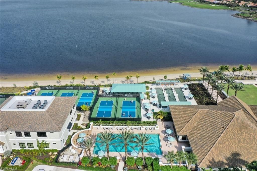 8835 Nautical Landing Cir, Unit 201, Naples, FL 34120 Photo