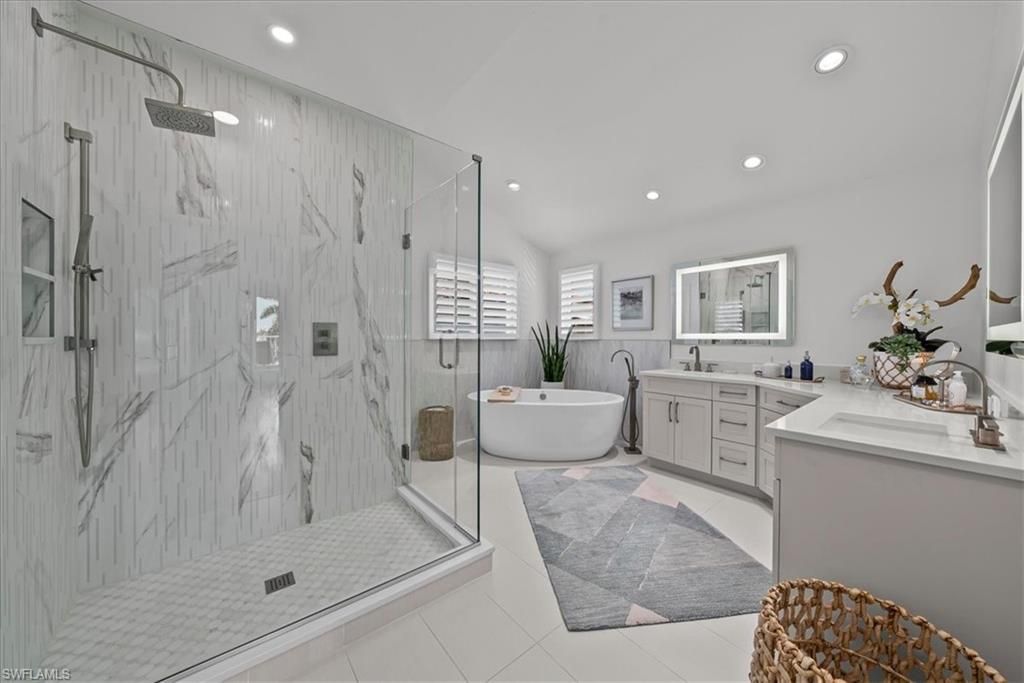 4737 Villa Mare Ln, Naples, FL 34103 Photo