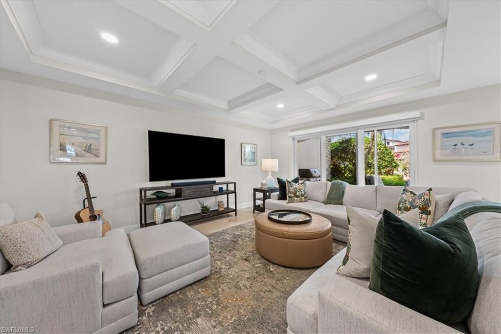 4737 Villa Mare Ln, Naples, FL 34103 Photo