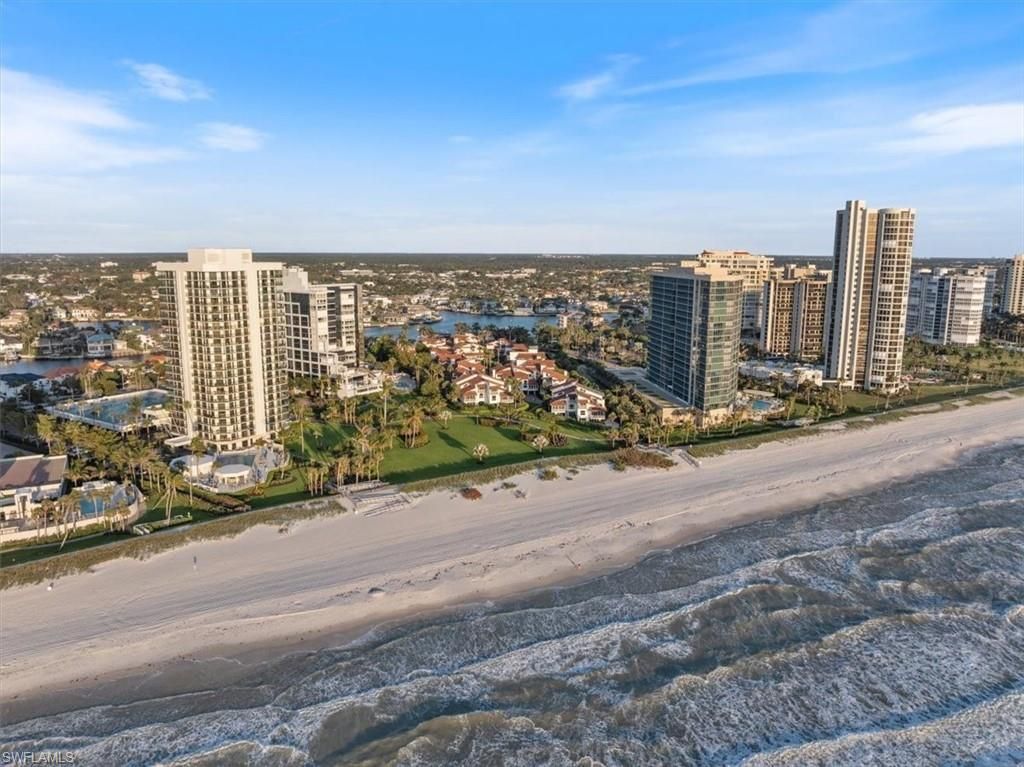 4737 Villa Mare Ln, Naples, FL 34103 Photo