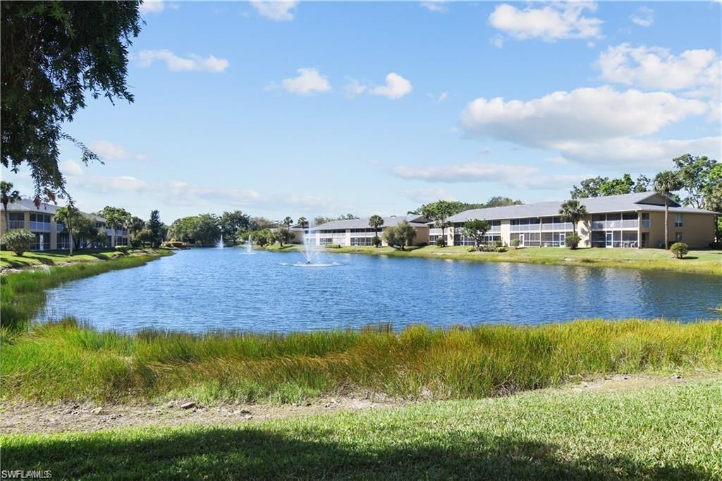 1250 Yesica Ann Cir, Unit E102, Naples, FL 34110 Photo