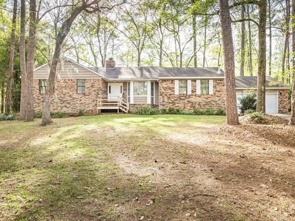 3320 Dartmoor Drive, Tallahassee, FL