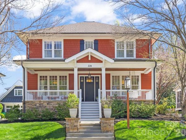 228 Wendover Hill Court, Charlotte, NC 28211