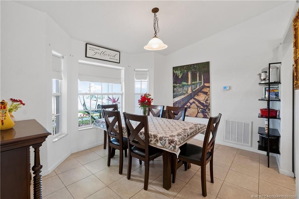 532 SE Ron Rico Terrace, Port Saint Lucie, FL 34983 Photo